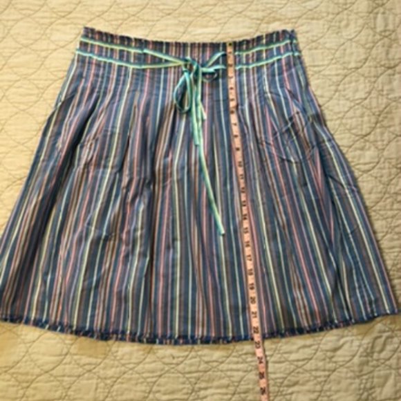 Old Navy Striped Low Waist Skirt 10 - Picture 3 of 5